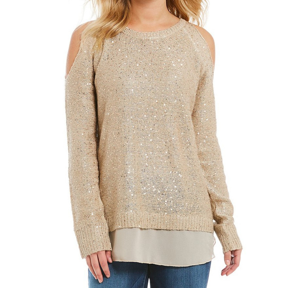 Jessica Simpson Sweaters - 🆕⭐NWOT⭐ Jessica Simpson Cold Shoulder Sweater